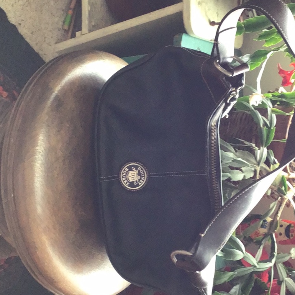 Dooney & Bourke purse